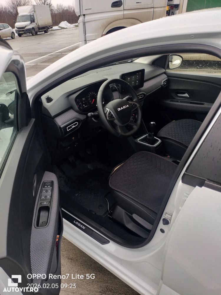 Dacia Logan TCe 90 MT6 Journey - 4