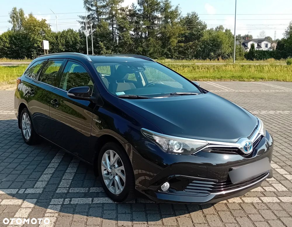 Toyota Auris Hybrid 135 Prestige - 5
