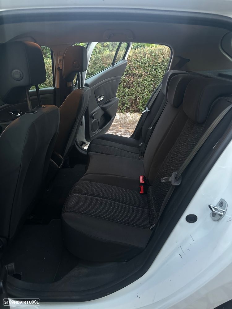 Renault Mégane - 8
