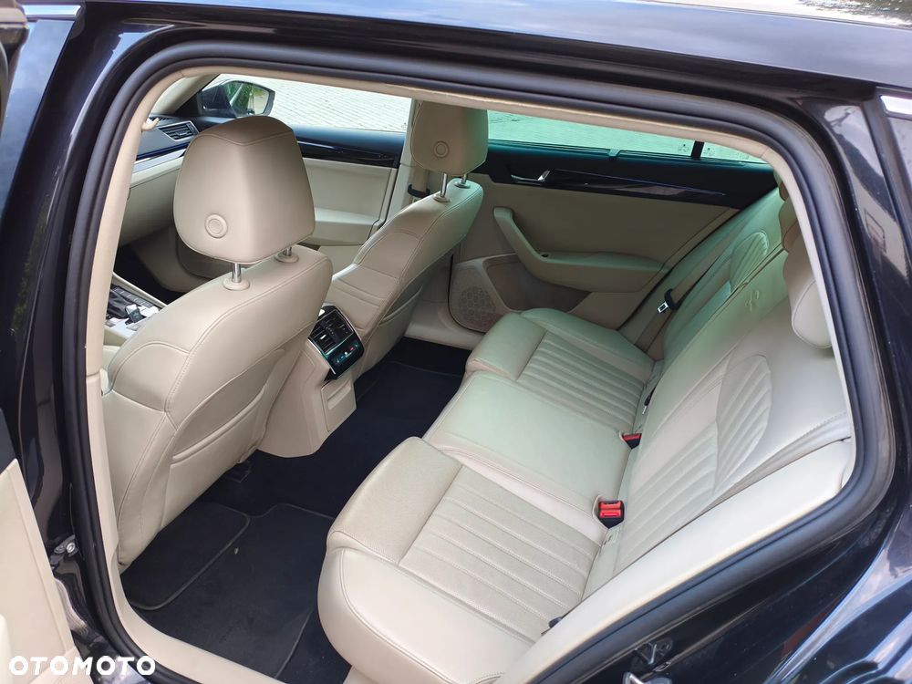 Skoda Superb 2.0 TDI L&K - 12