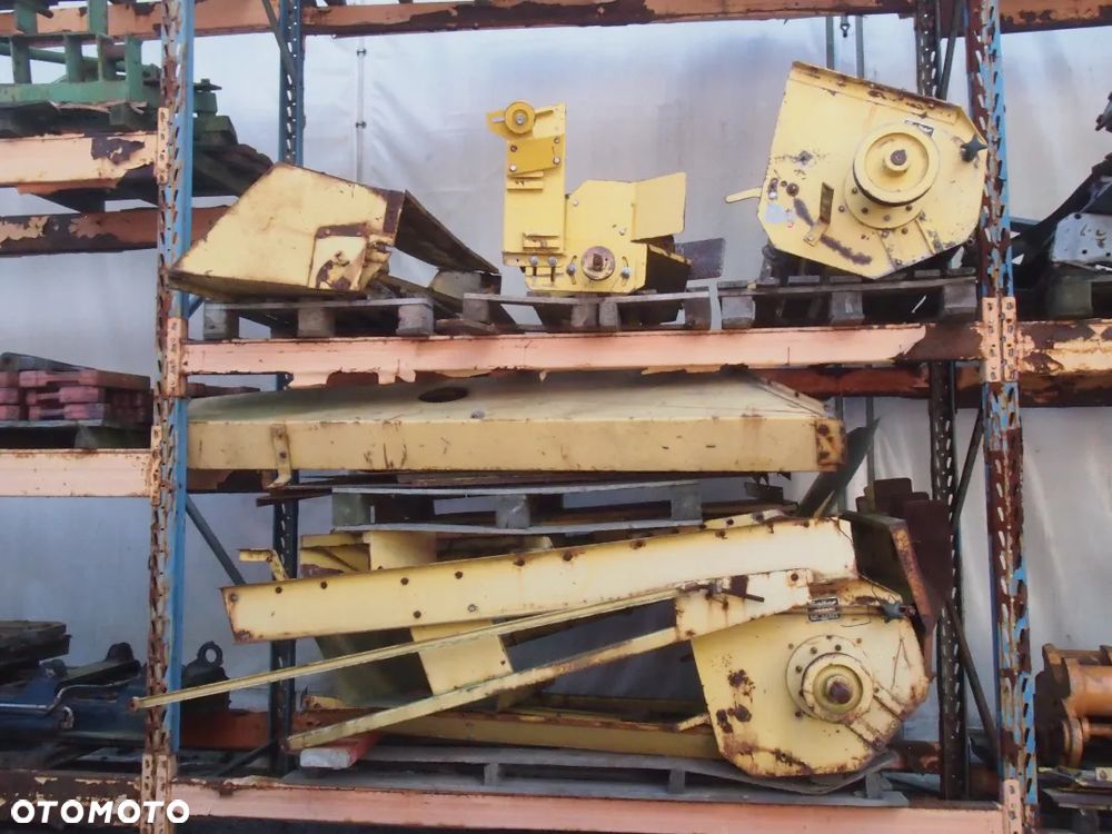 SIECZKARNIA DO KOMBAJNU NEW HOLLAND - 11