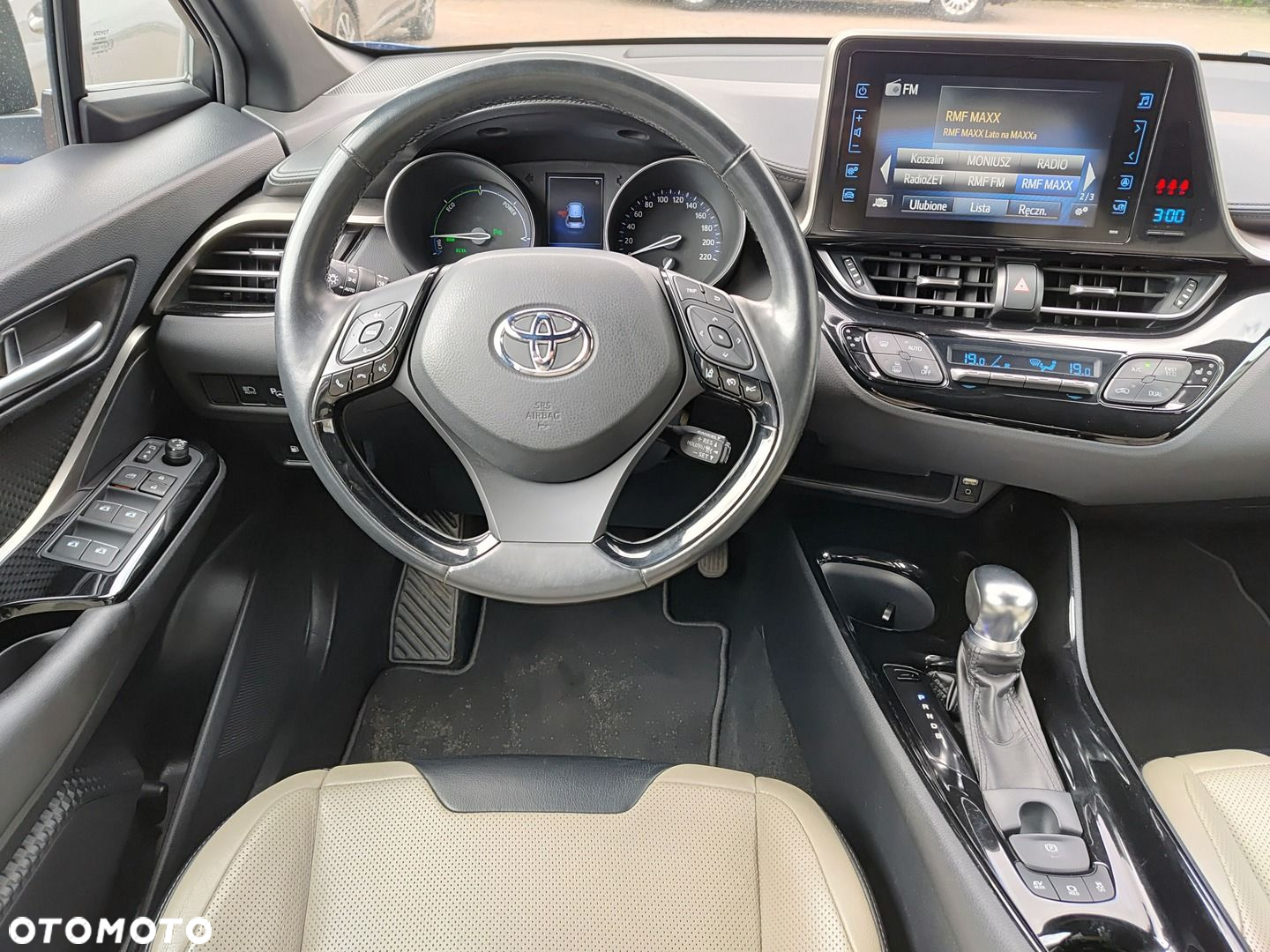 Toyota C-HR - 12