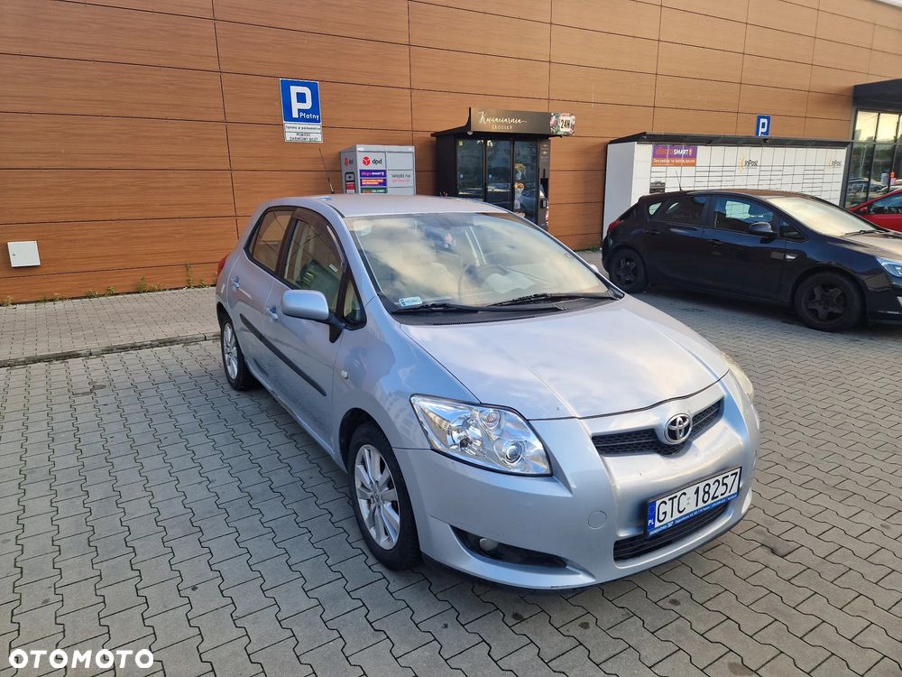 Toyota Auris 1.6 Premium MM - 2