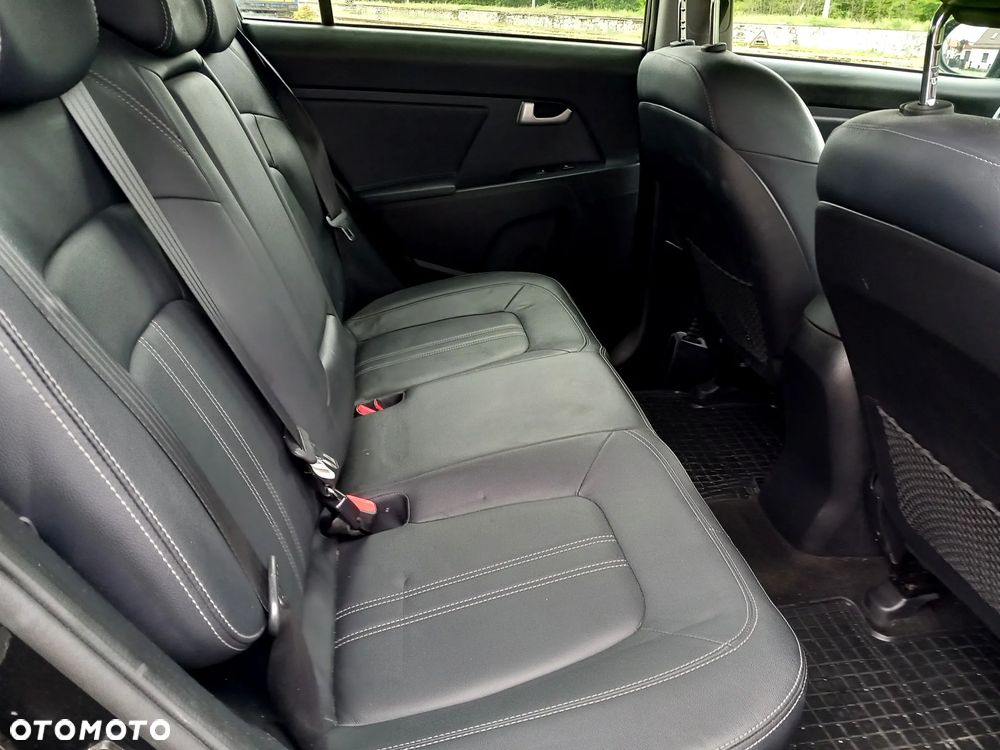 Kia Sportage 2.0 CRDI S 2WD - 33