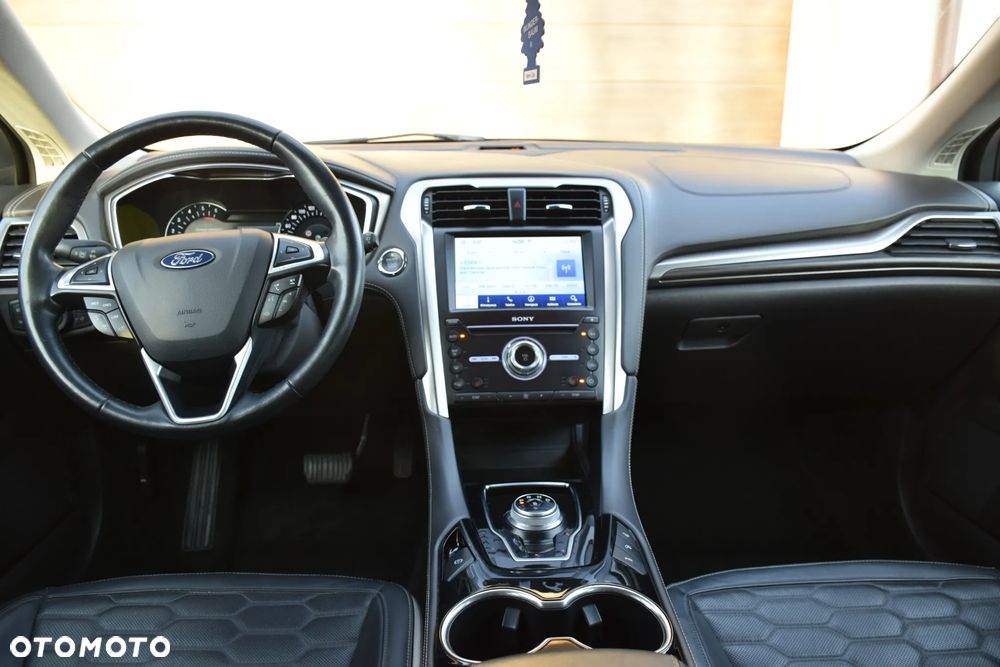 Ford Mondeo 2.0 EcoBlue VIGNALE - 12