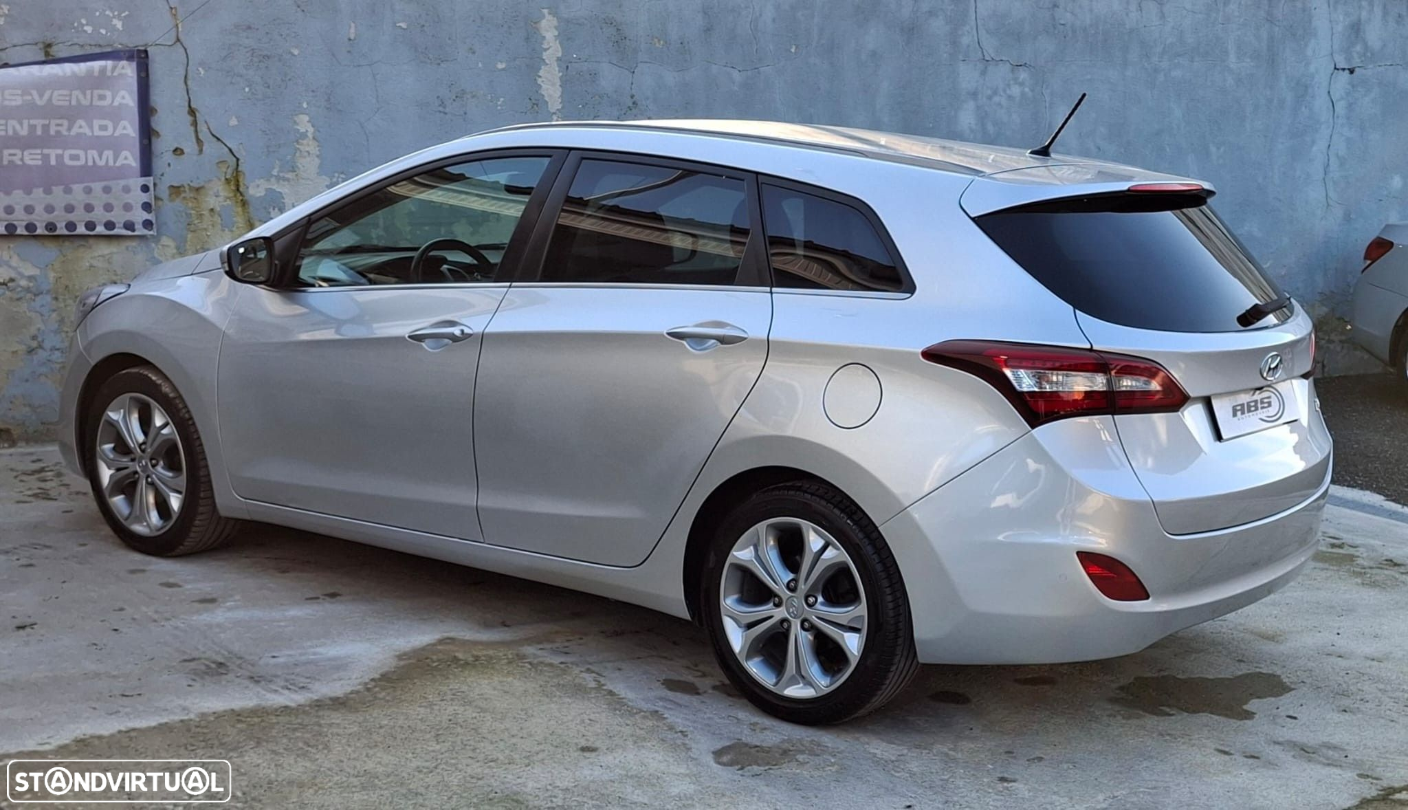 Hyundai i30 1.6 CRDI STyle J17 - 5