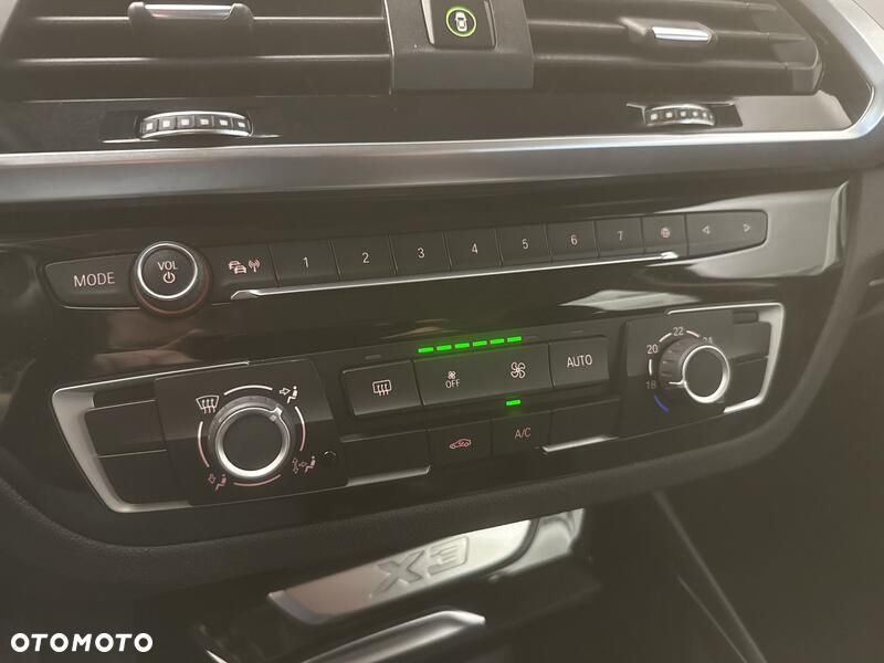 BMW X3 xDrive20i GPF - 16
