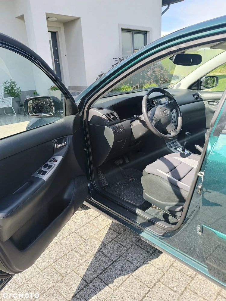 Toyota Corolla 1.4 D-4D Terra MM - 12