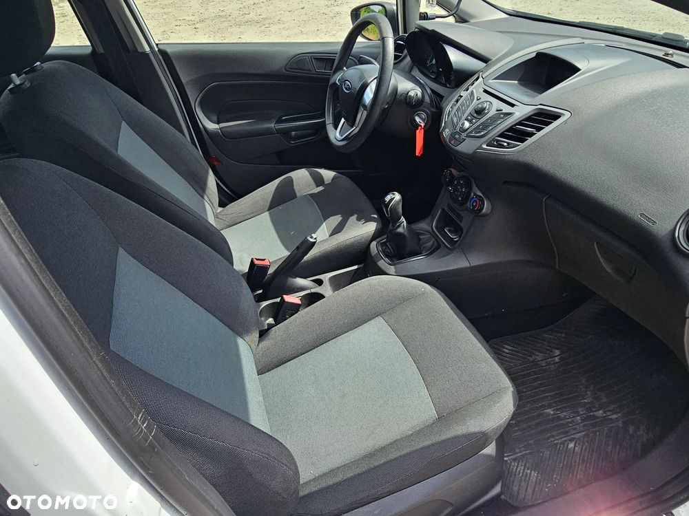 Ford Fiesta - 14