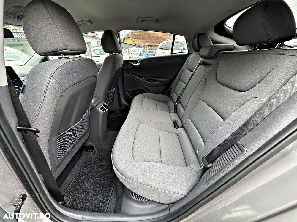Hyundai IONIQ 1.6 GDI Style - 7