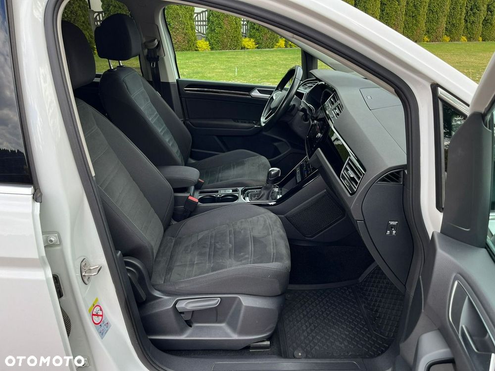 Volkswagen Touran 2.0 TDI SCR DSG Highline - 40
