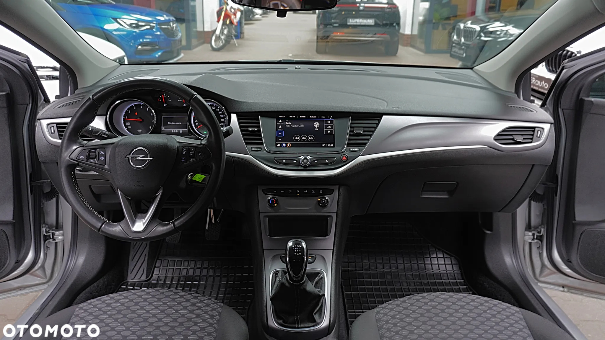 Opel Astra V 1.2 T Edition S&S - 14