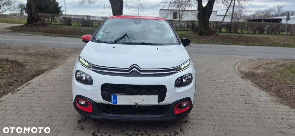 Citroën C3 1.2 PureTech Shine - 2