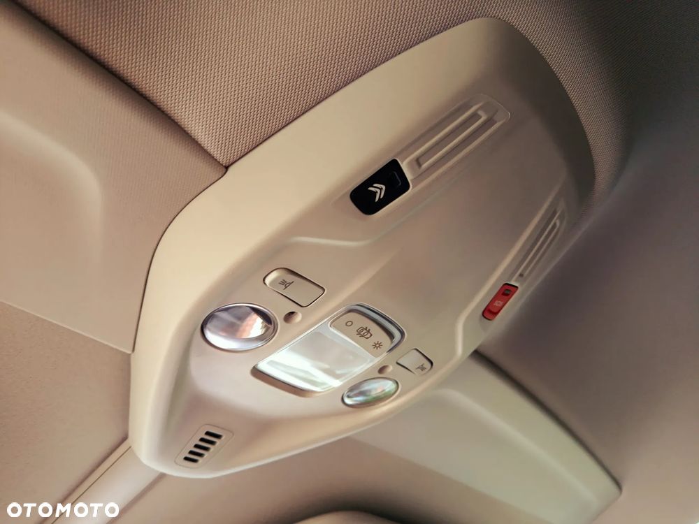 Citroën C4 Picasso 1.6 BlueHDi Shine S&S - 28