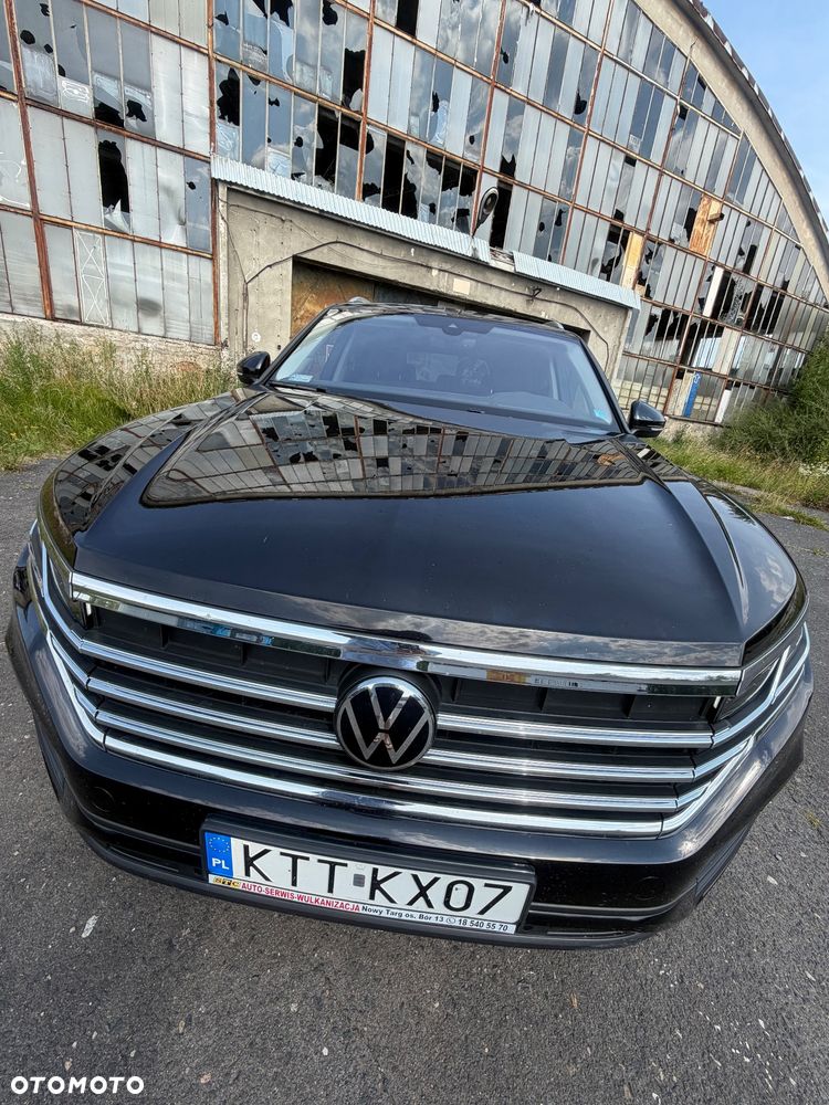 Volkswagen Touareg - 8