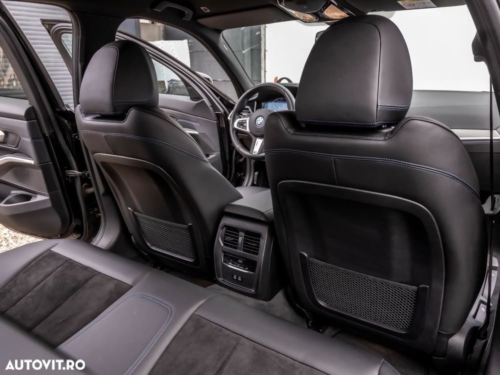 BMW Seria 3 330e xDrive Aut. M Sport - 16