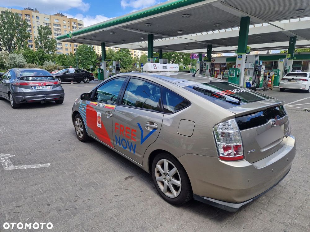 Toyota Prius 1.5 VVT-i Sol - 6