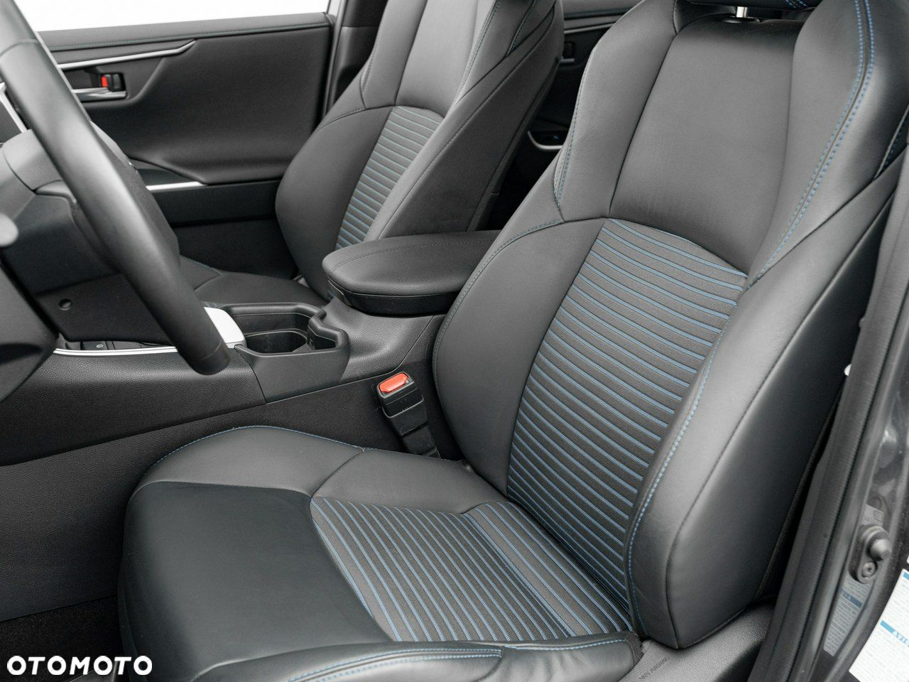 Toyota RAV4 - 15
