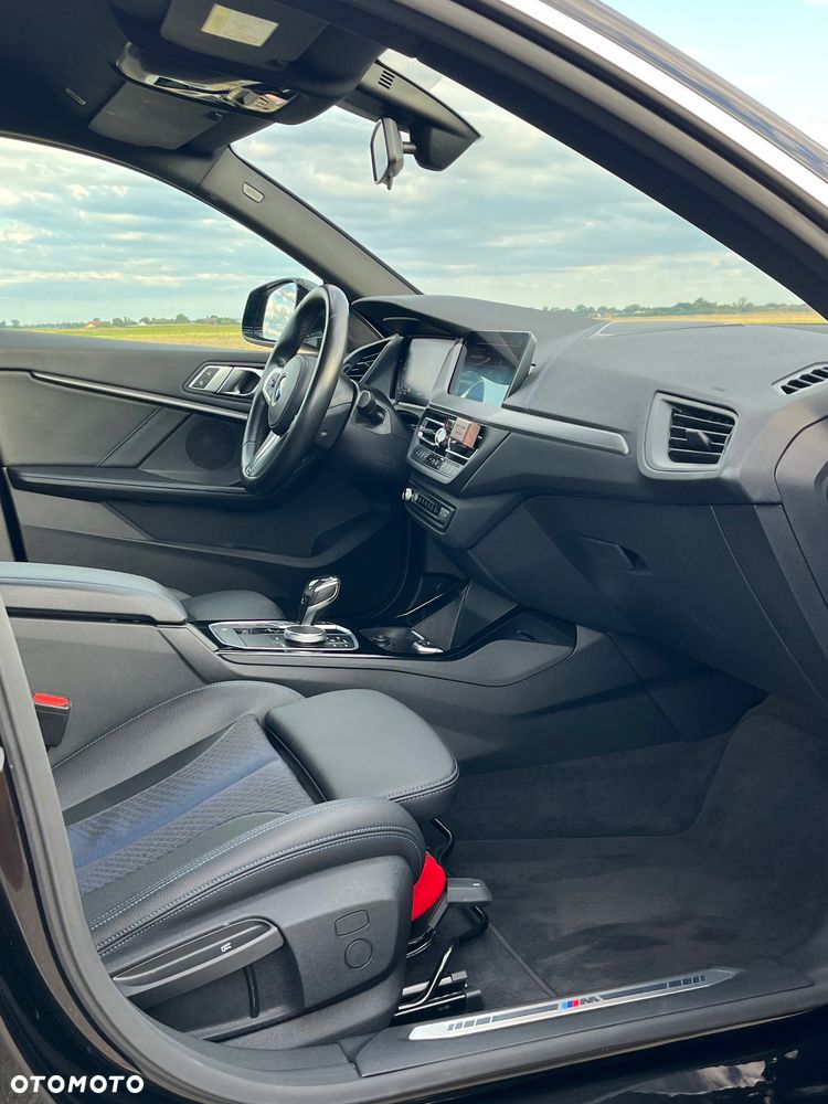 BMW Seria 2 218i M Sport - 6
