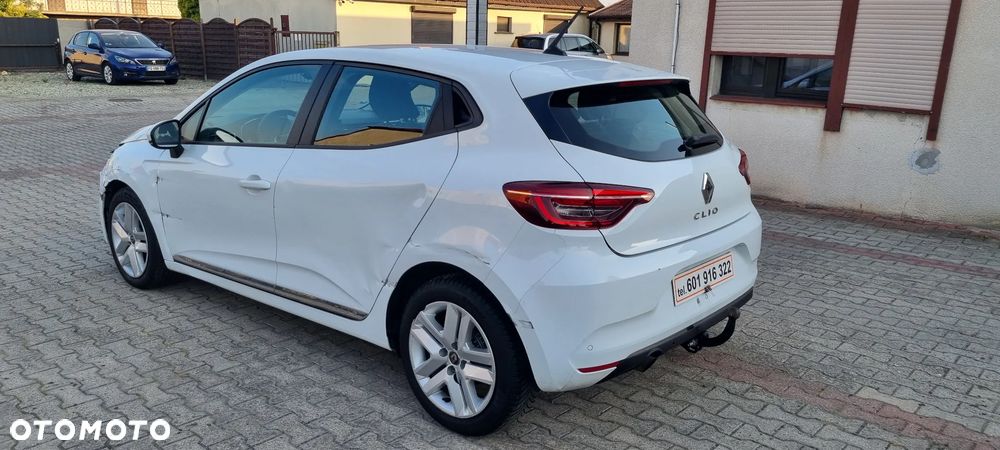 Renault Clio - 6