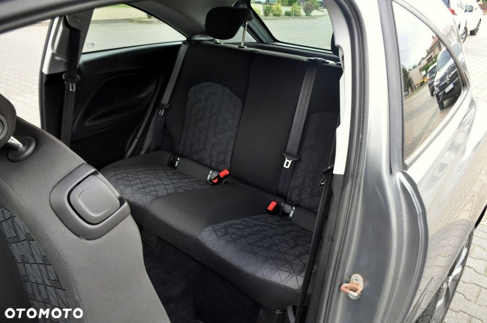Opel Corsa - 21