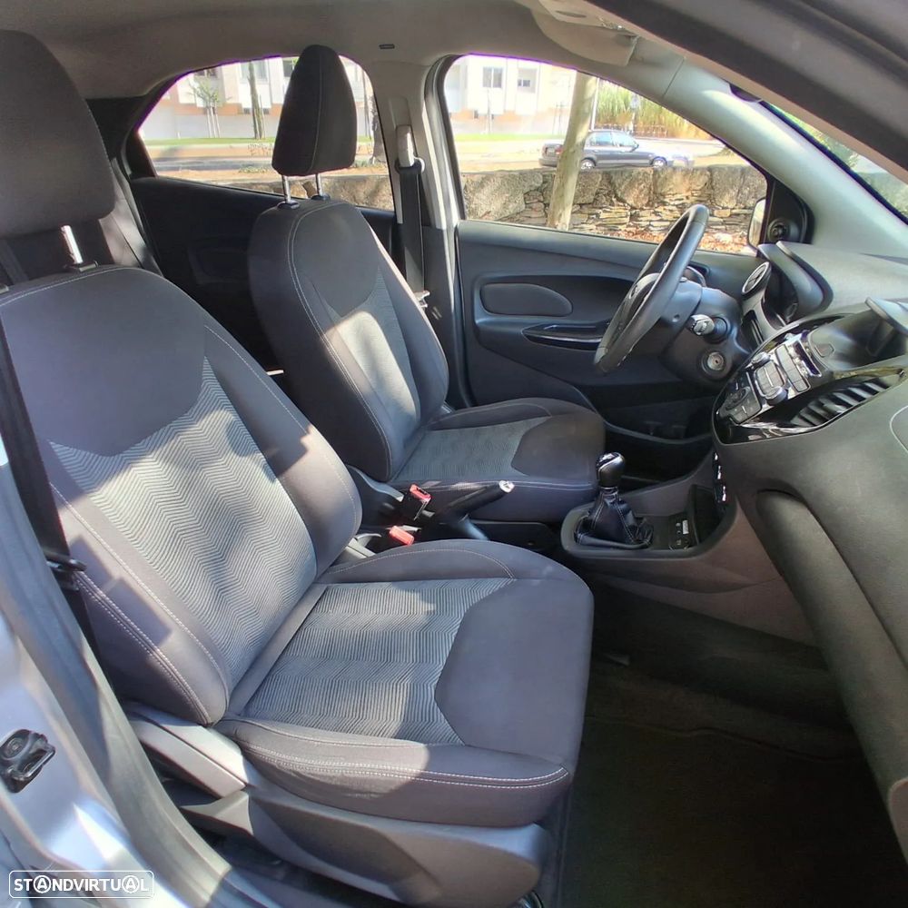 Ford KA+ 1.2 Ti-VCT Ultimate - 16