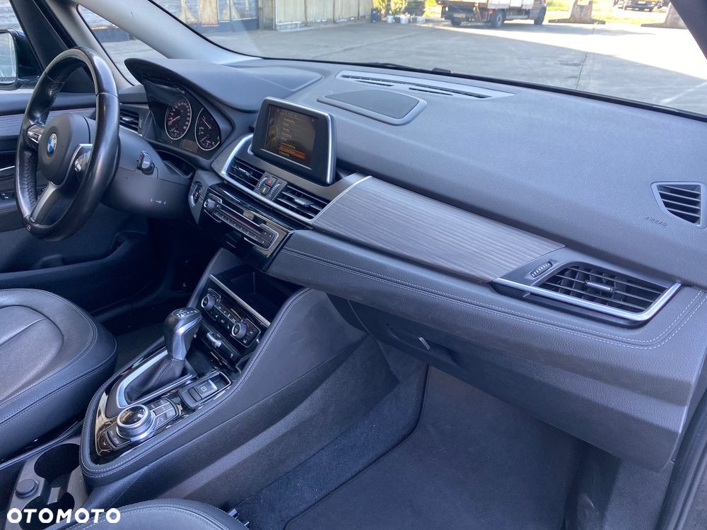 BMW Seria 2 218d xDrive Luxury Line - 25