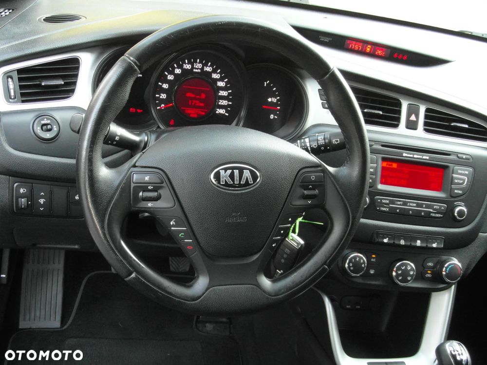 Kia ProCeed 1.6 GDI L - 22