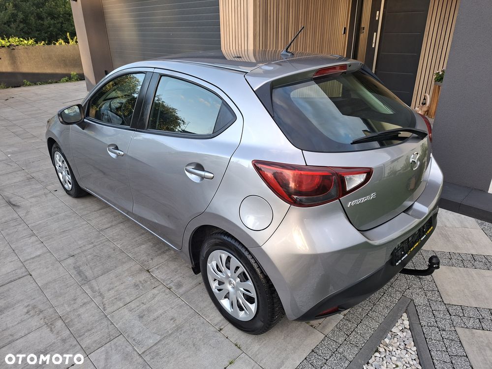 Mazda 2 - 6