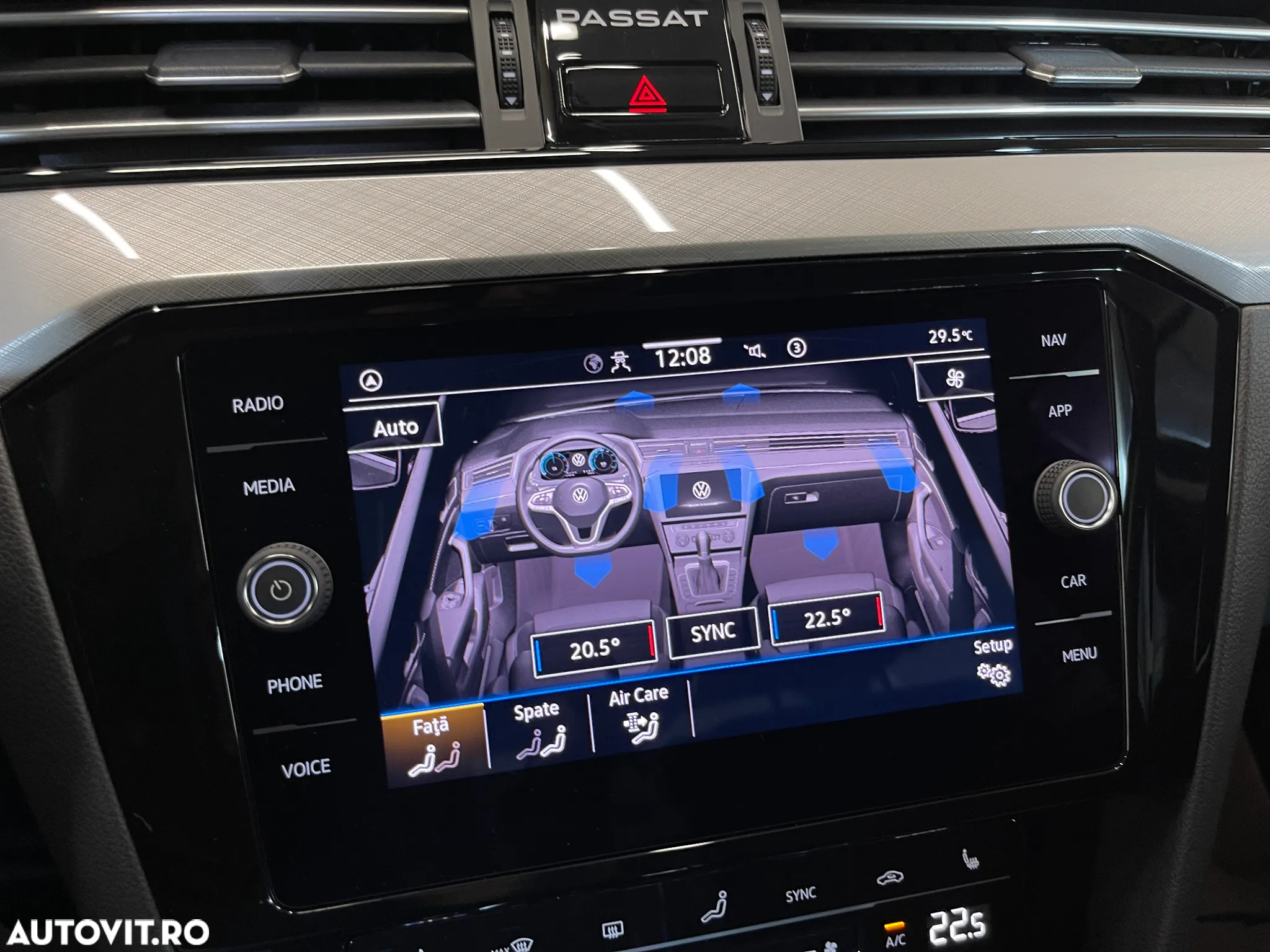 Volkswagen Passat 2.0 TDI DSG Comfortline - 21