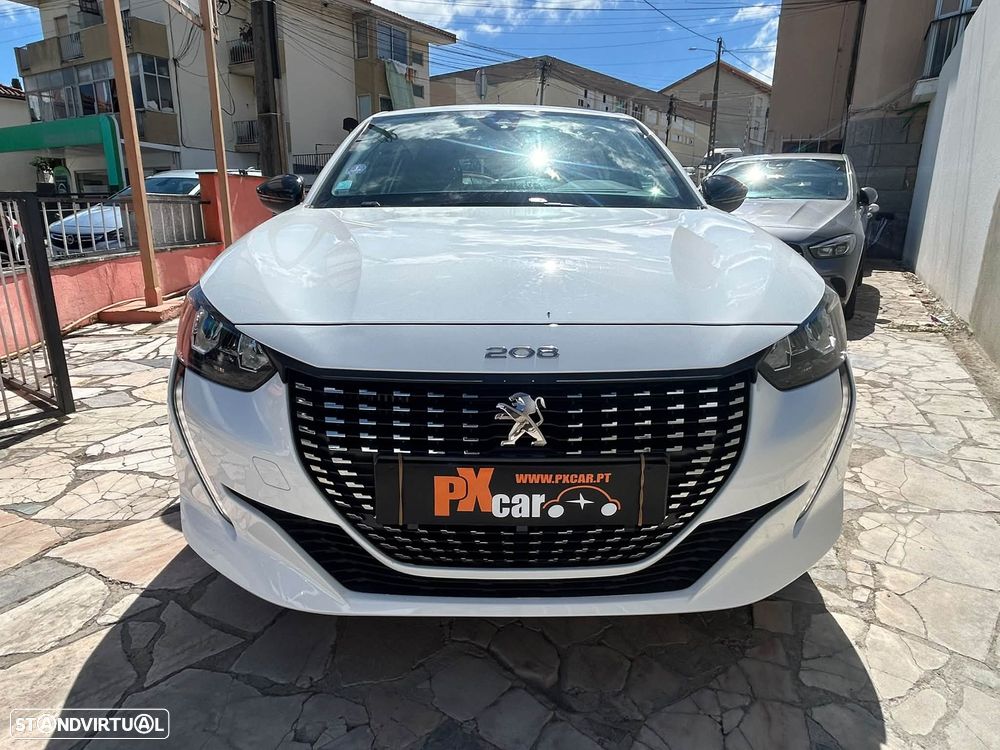Peugeot 208 2022 photo 2