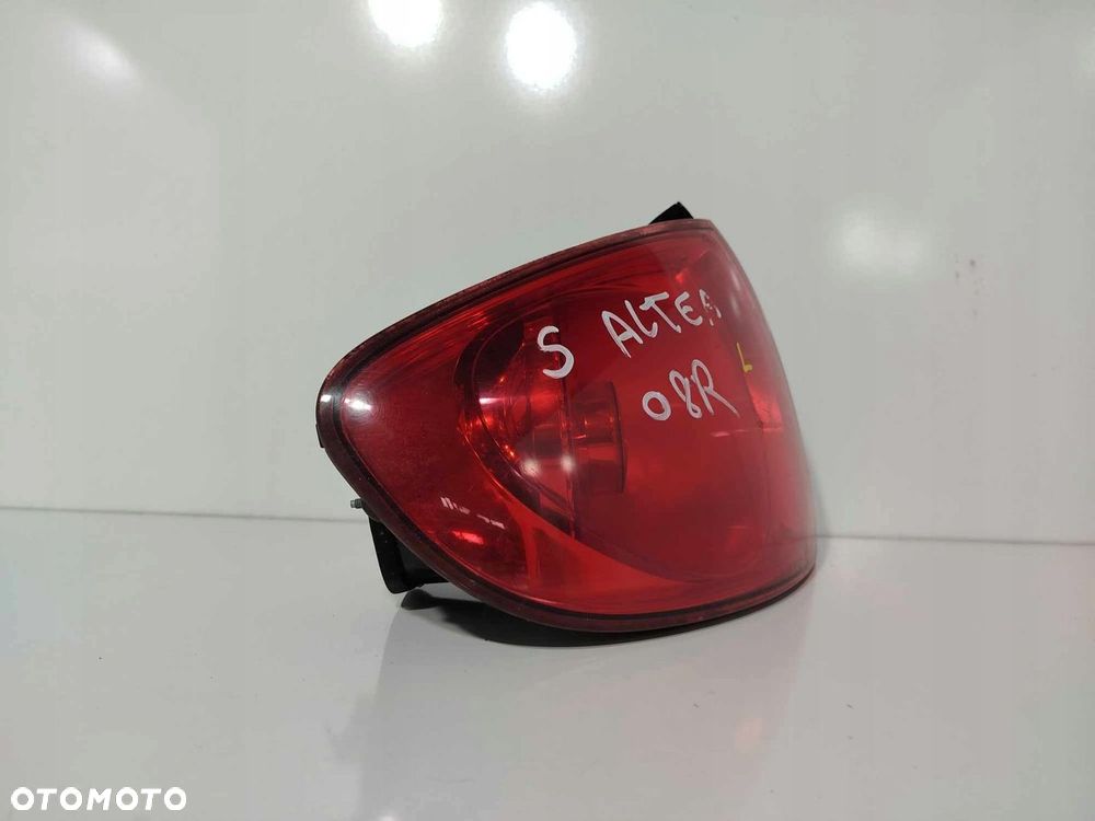 LAMPA LEWA TYLNA TYŁ SEAT ALTEA TOLEDO III 04-15 - 3