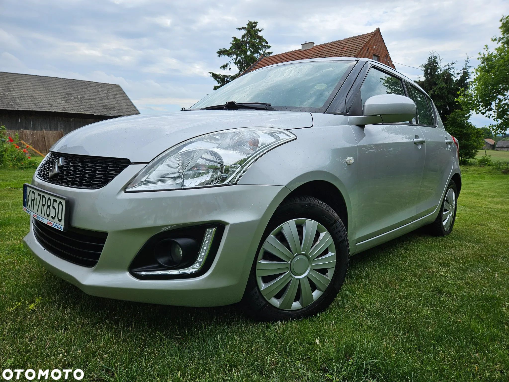 Suzuki Swift - 1