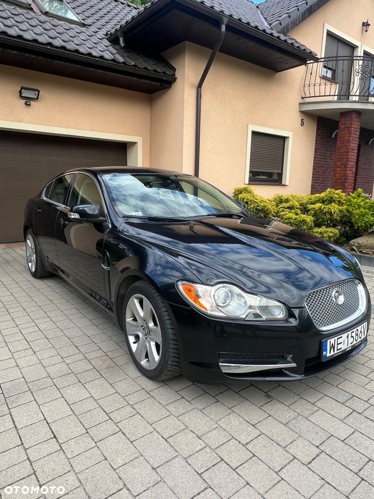 Jaguar XF 2.7 V6 D Premium Luxury - 1