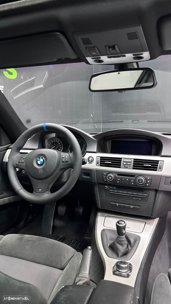 BMW 320 d Coupe Edição M - 12