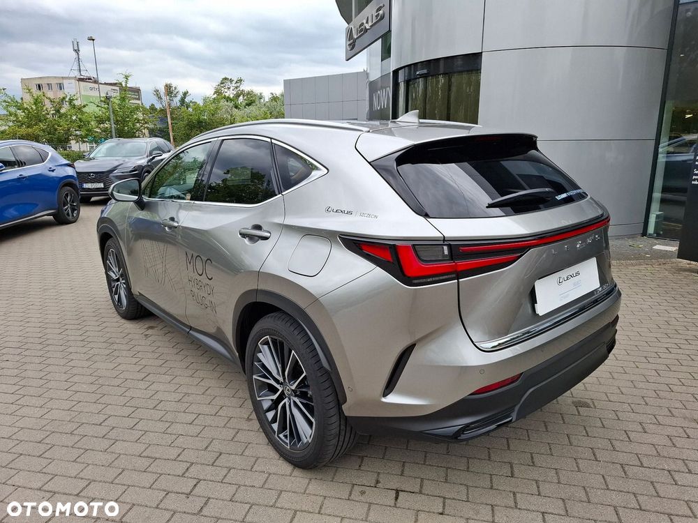 Lexus NX - 3