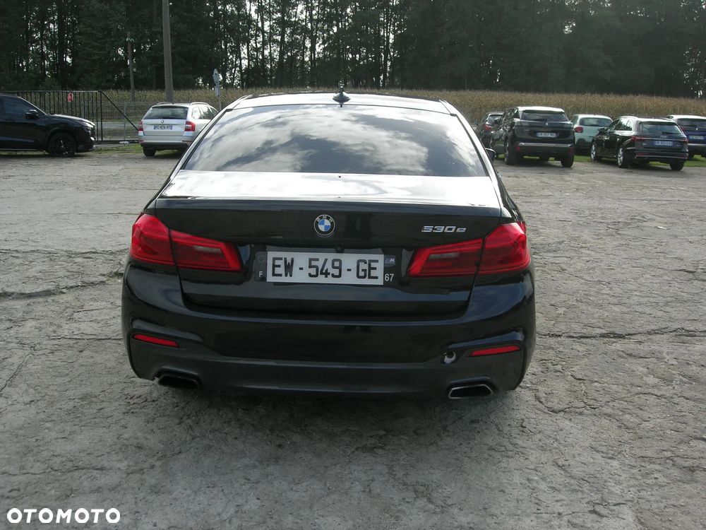 BMW Seria 5 530e iPerformance M Sport sport - 8