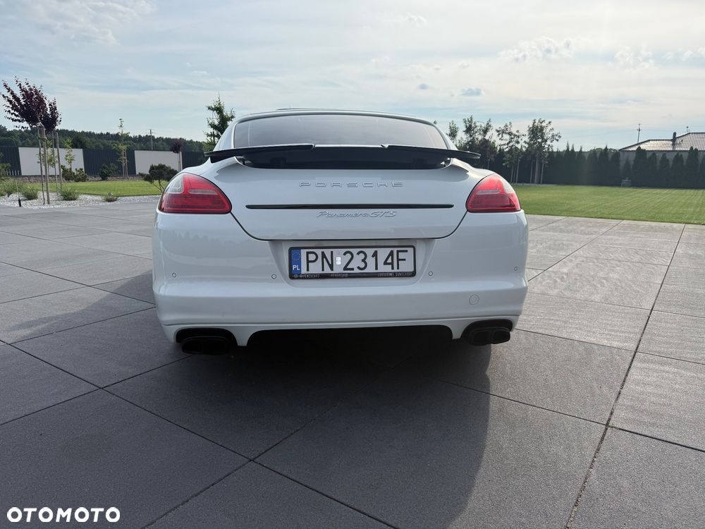 Porsche Panamera GTS - 15