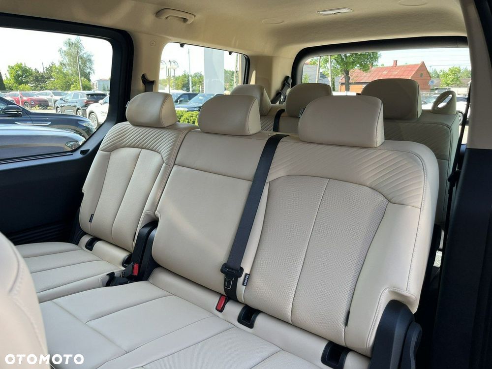 Hyundai Staria - 22
