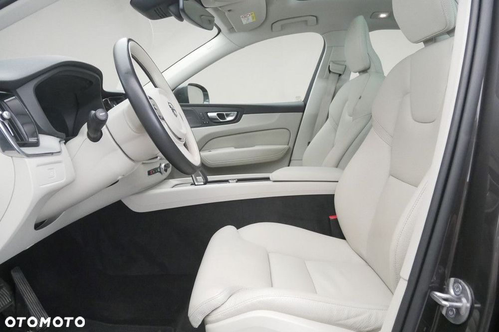 Volvo XC 60 - 12