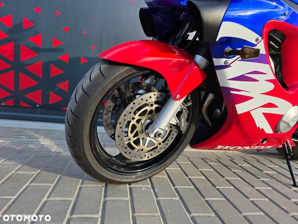 Honda CBR - 12