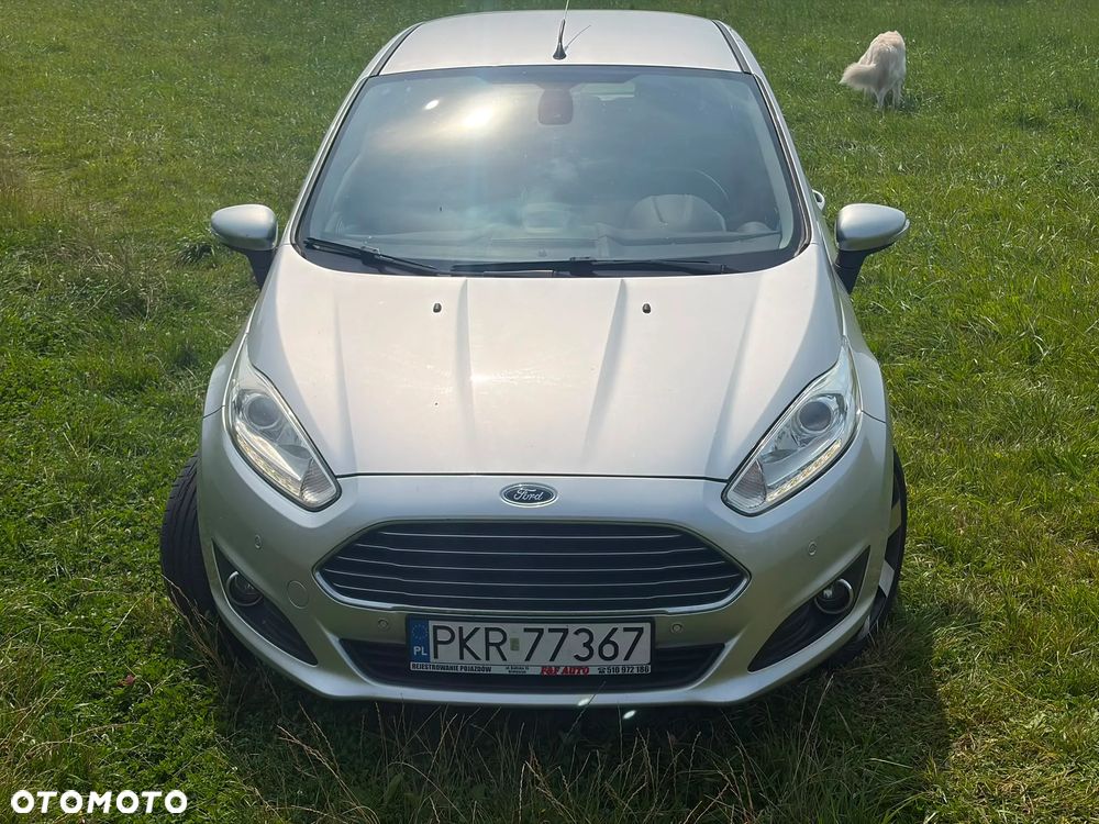 Ford Fiesta - 2