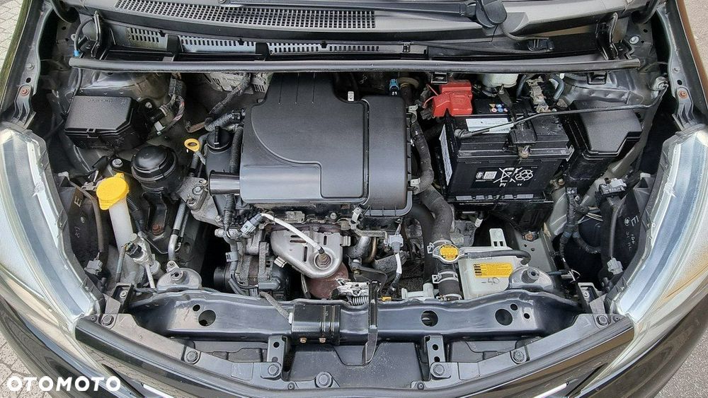 Toyota Yaris - 10