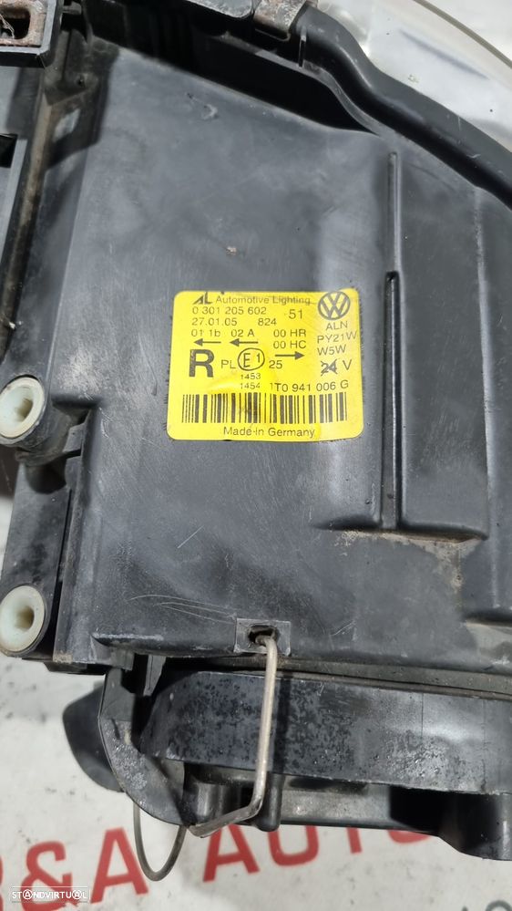 Óticas Faróis Frente Frontal Direita VW Touran 2003 a 2015 0301205602 Original - 4