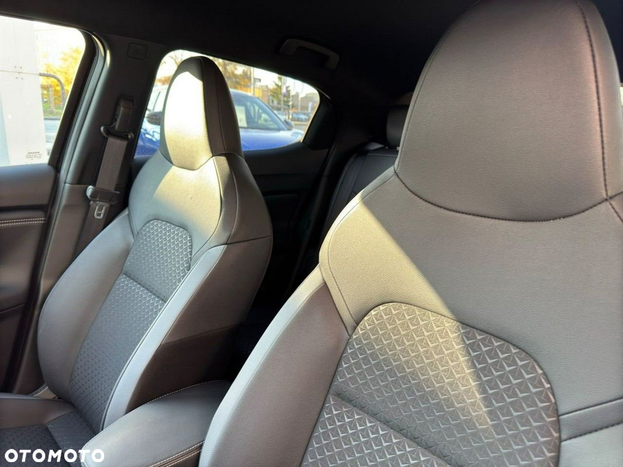 Nissan Juke 1.6 Hybrid N-Connecta AMT - 14