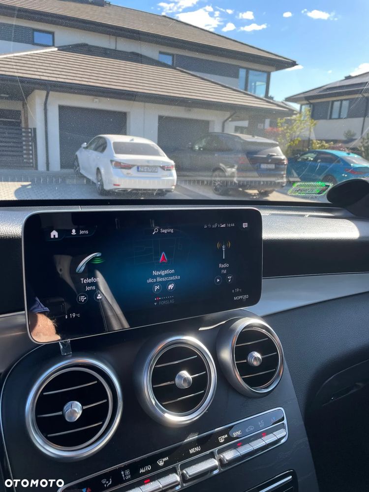Mercedes-Benz GLC 220 d 4-Matic - 5