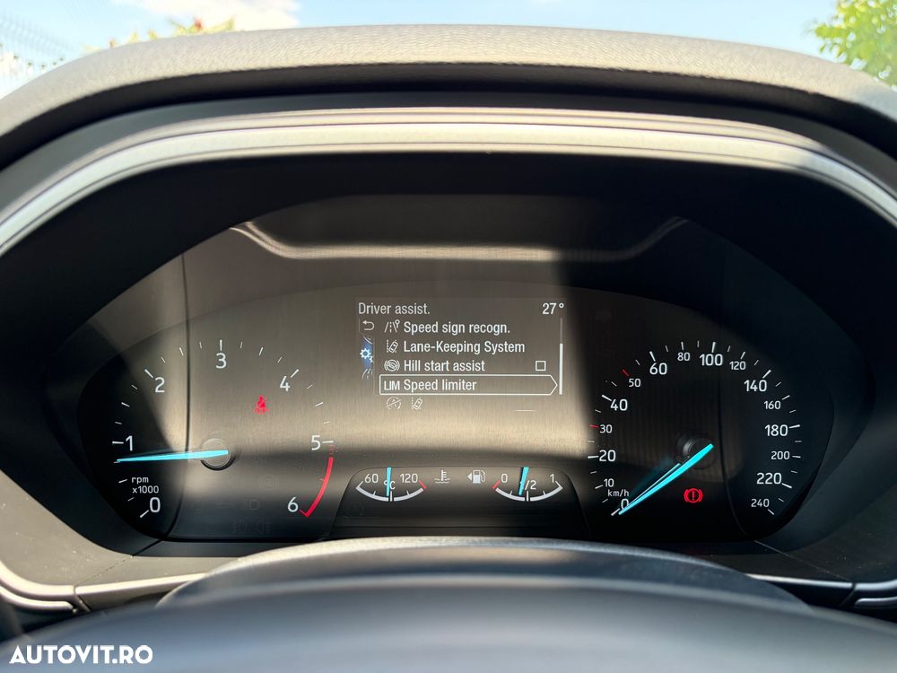 Ford Focus 1.5 EcoBlue Connected - 17