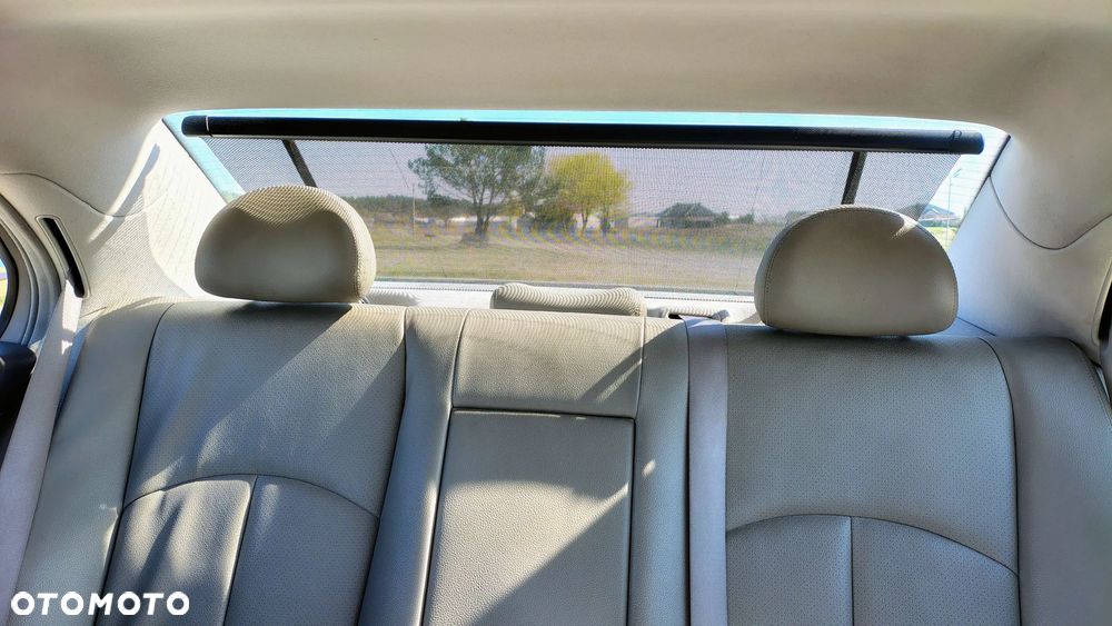 Mercedes-Benz Klasa E - 11