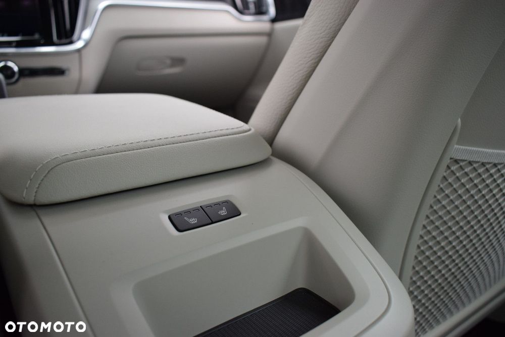 Volvo S60 - 22