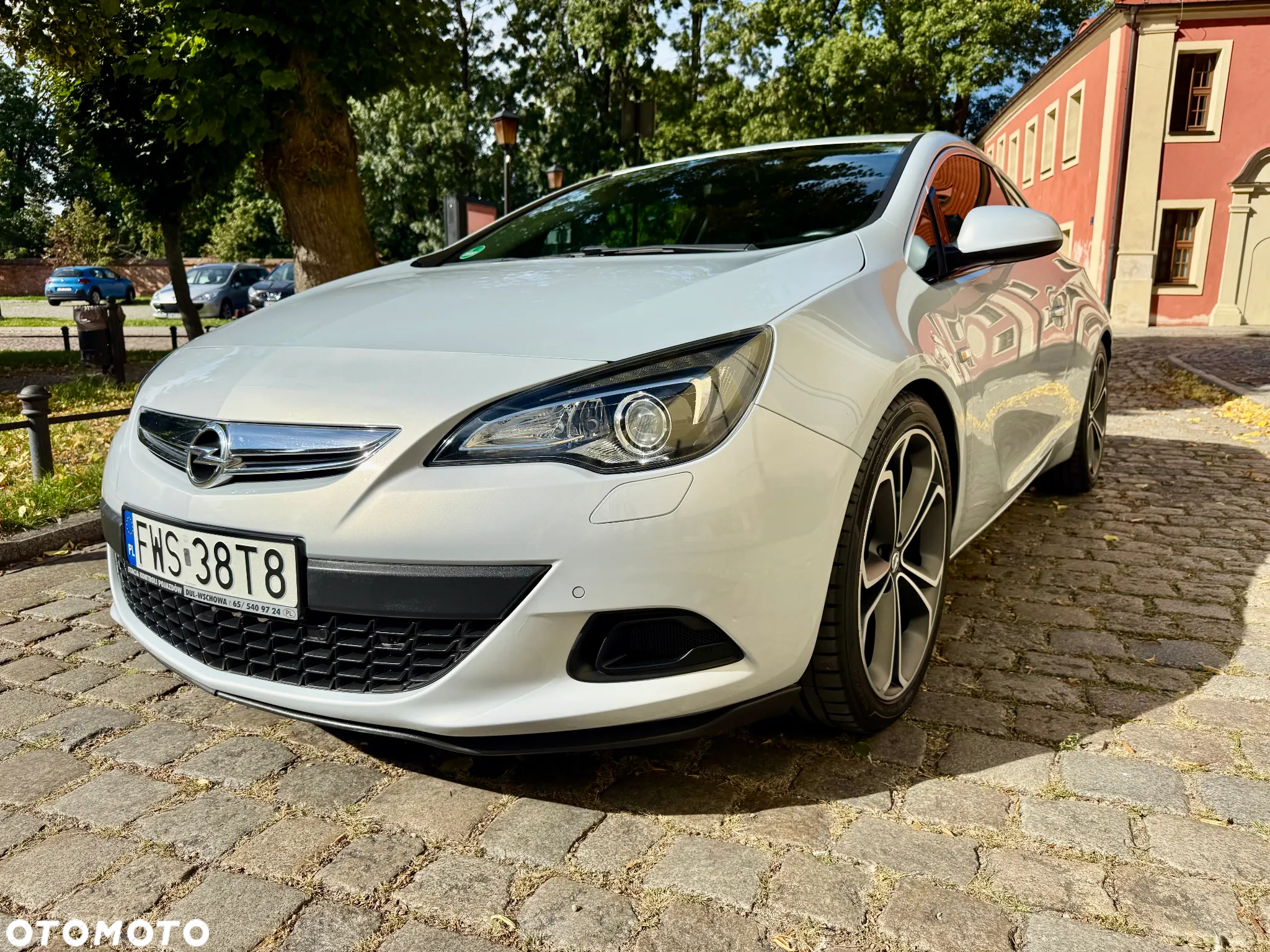Opel Astra IV GTC 1.4 T Sport S&S EU6 - 11